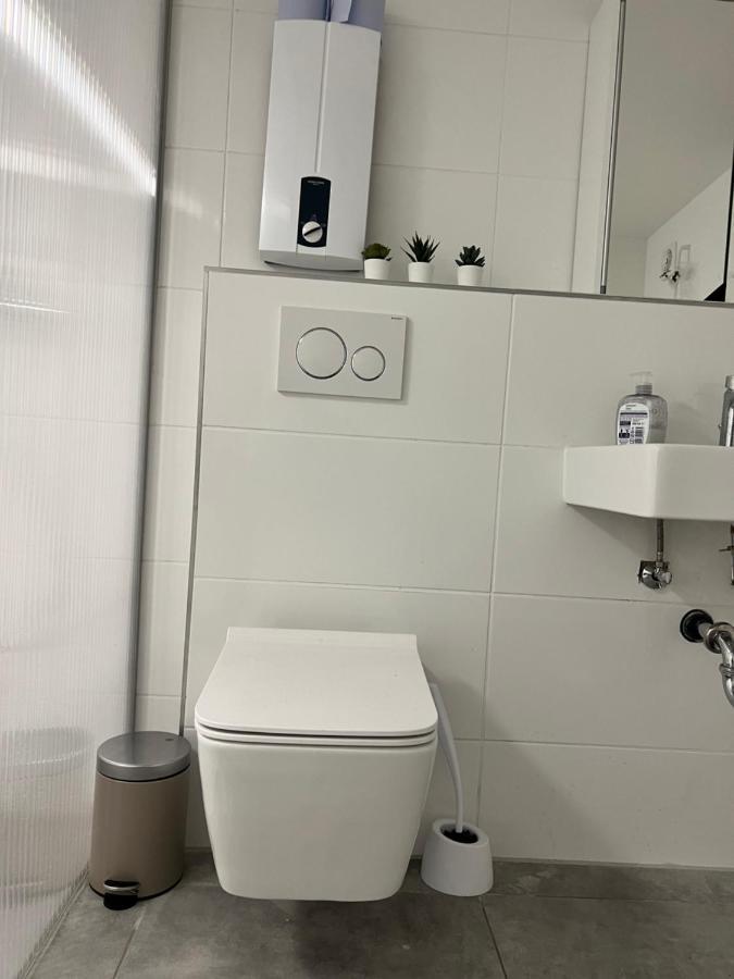 Nice Calm Souterrain Appertment In Ratingen Zewnętrze zdjęcie